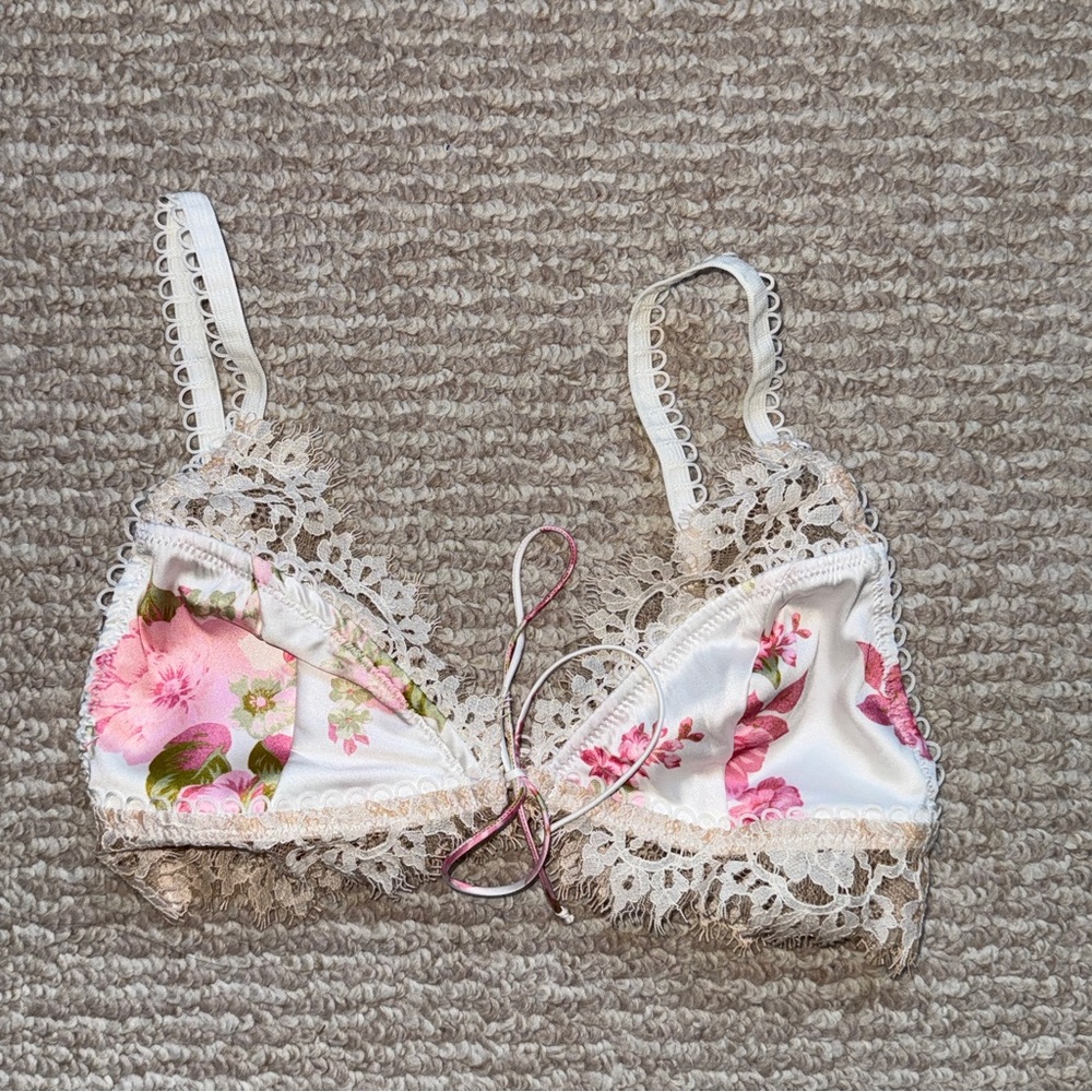 VICTORIA’S SECRET x FOR LOVE & LEMONS Melrose Bralette